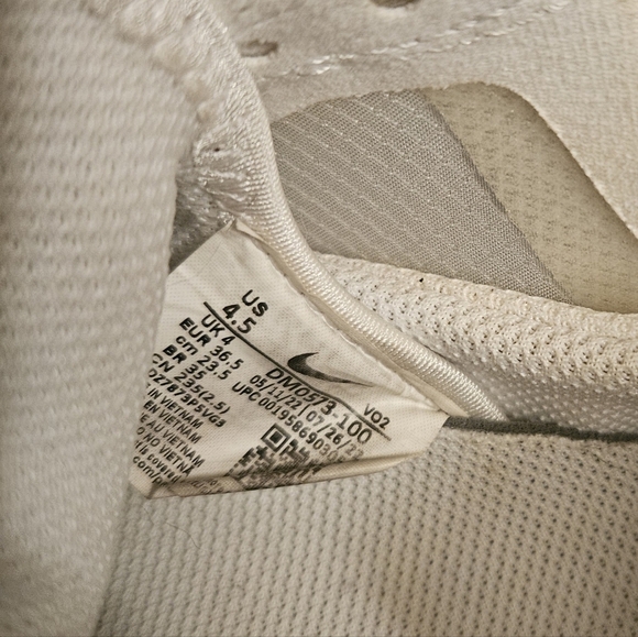 SIZE 4.5 KIDS YOUTH Nike Air Force 1 Coconut Milk **PLEASE READ** - Picture 7 of 7